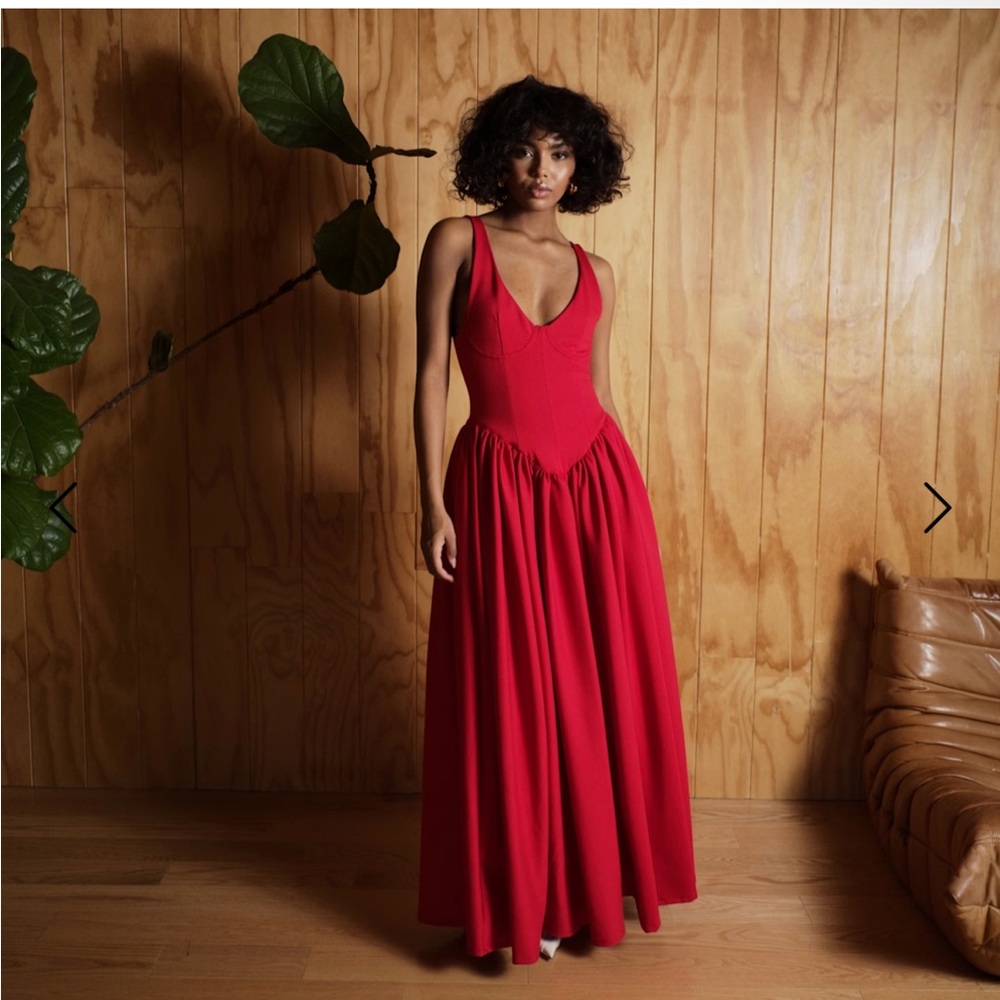 Delfi Collective Red Isadora Basque Waist Gathered Long Dress Viral size medium